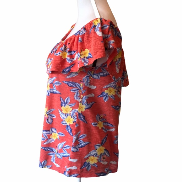 Old Navy Off the shoulder top Size Medium - Picture 2 of 5